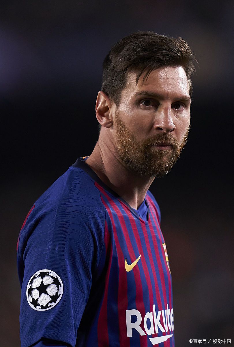 两队在攻防 两队在攻防