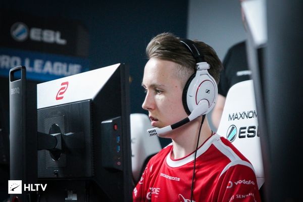 教练组调整 教练组调整