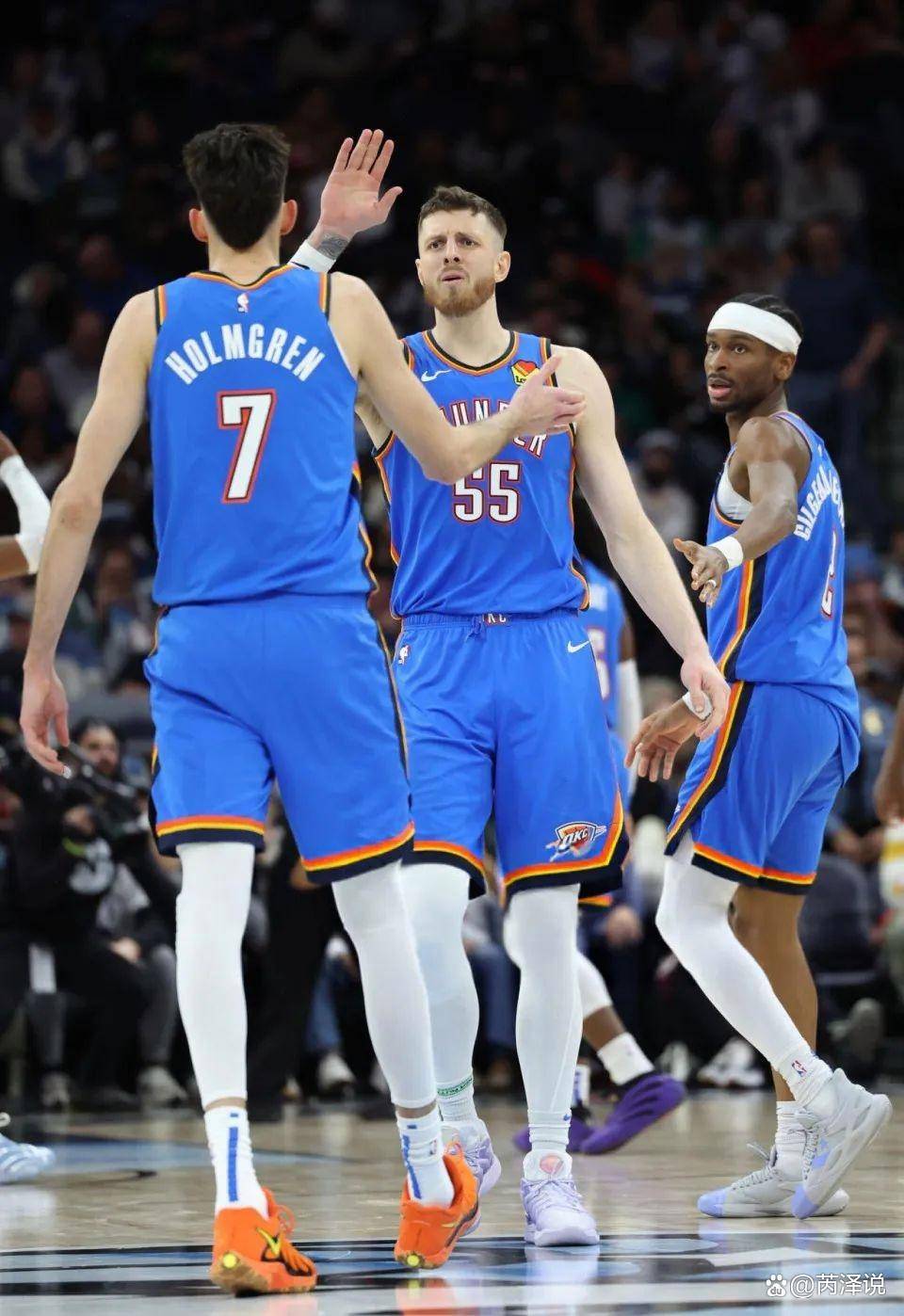 让他在肘区 让他在肘区